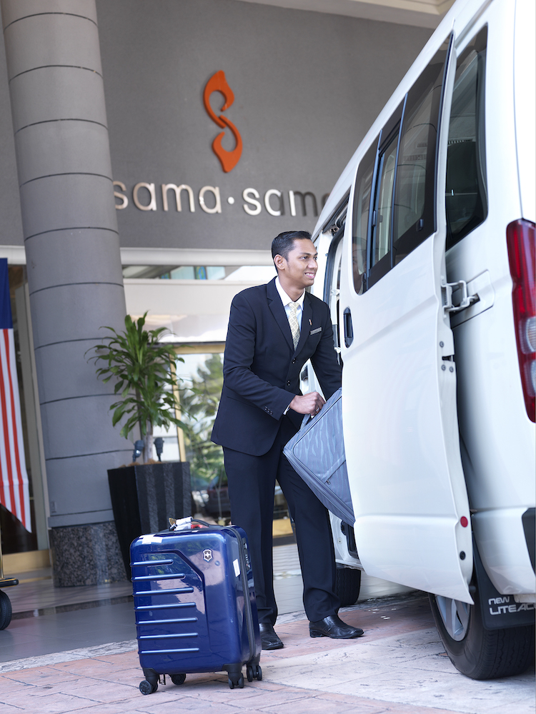Malaysia Airports on X: Get the Sonia Bag Collection now! Visit Bonia at  Main Terminal Building, Level 5, KLIA. Pix :    / X
